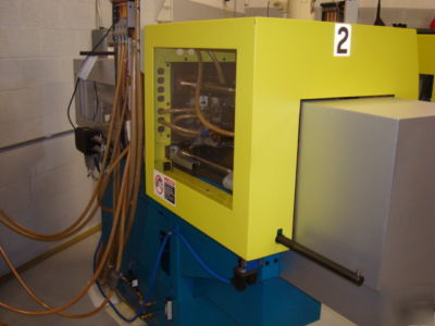 2006 boy 38.58-ton plastic injection molding machine