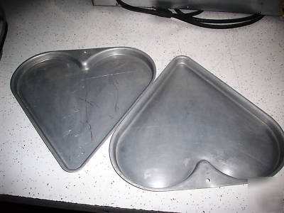 Heart shaped giant cookie pans