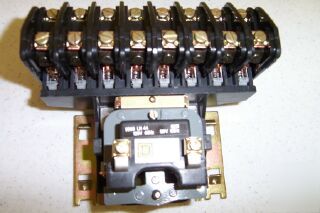 New square d magnetic lighting contactor 8903LXO1200V04