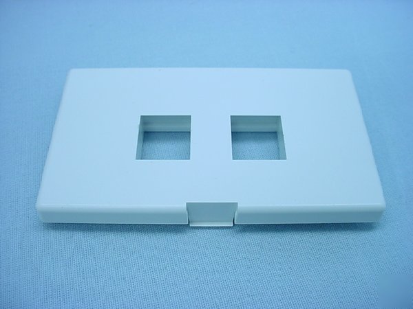 White quickport cubicle wallplate fits herman miller