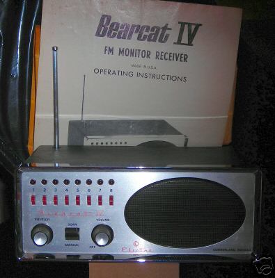 Bearcat iv police scanner by electra works great/clean