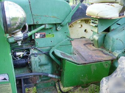 John deere 3010 propane tractor w/ loader