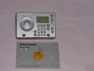 Grundig model g-2000A 5-band radio with shortwave