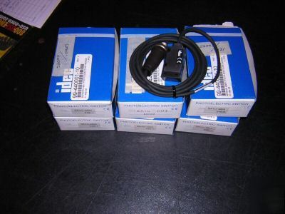Idec photoelectric switch 99-440001-10 lot of 6