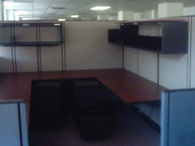 25 nowel cubicle station 6'height's 