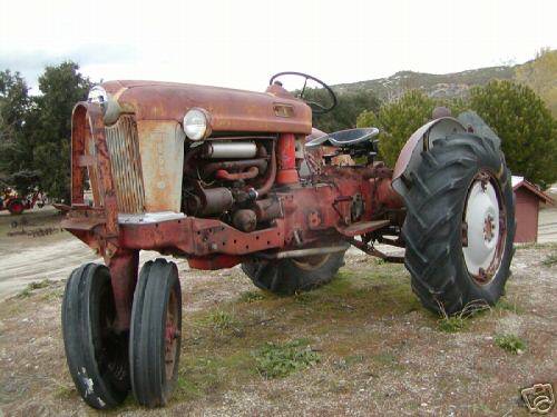 Ford 960 tricycle tractor