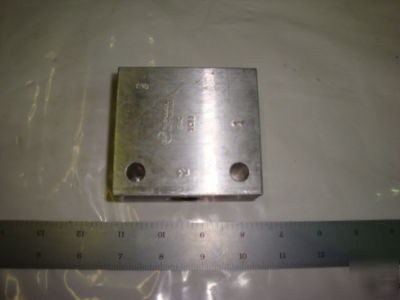 Sun hydraulics bac valve body - used