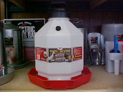 New chicken / poultry waterer 3 gallon plastic 