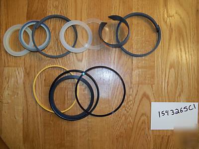 G105517 case 680C stabilizer cyl seal kit 2