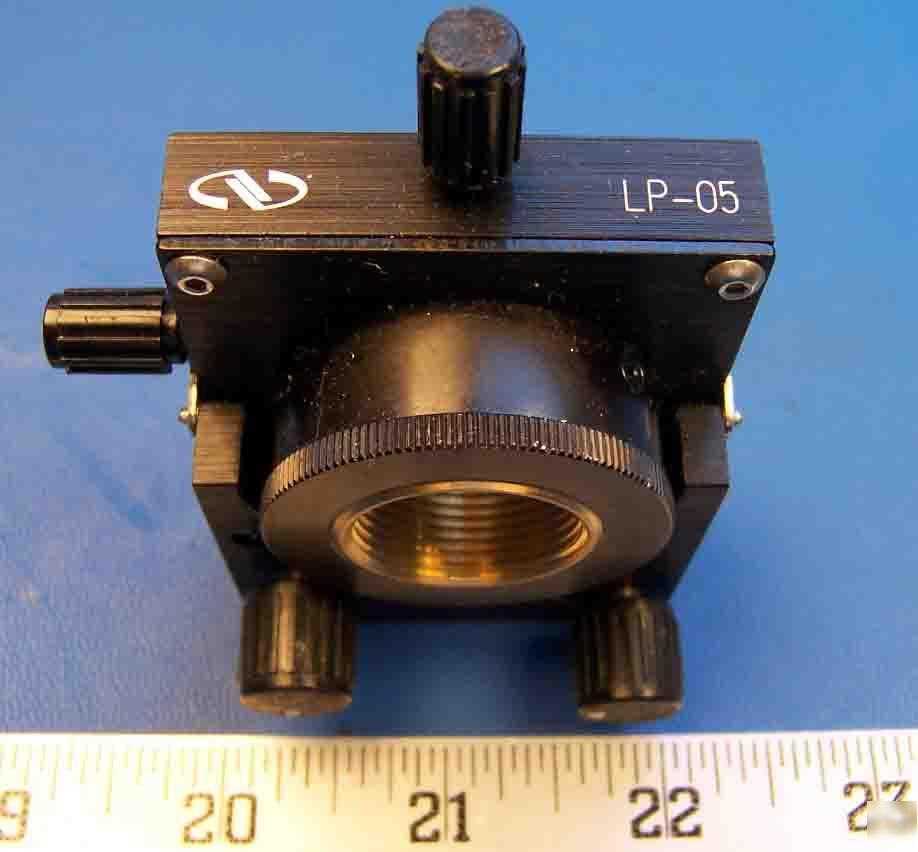 New port multi-axis lens positioner lp-05