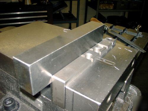 Vise jaw with stop (milling machine vises)