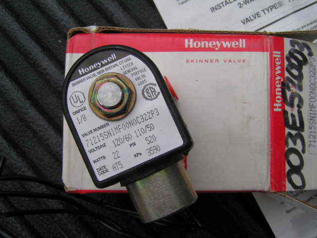 Honeywell skinner valve #71215SN1M00N0C322P3 