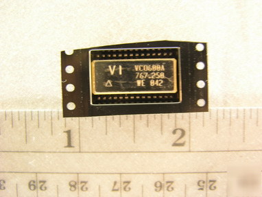10 vectron VCO600A-767.250 volt. cntrl saw oscillators