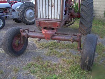 Farmall 560 706 806 1206 wide front tractor not includ