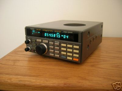 Yaesu frg-9600 vhf/uhf communications receiver
