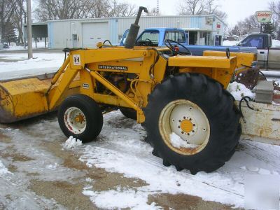 Ihc 3414 industrial tractor loader