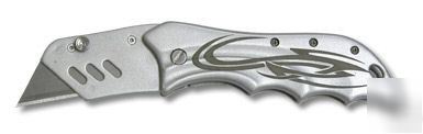 Fury folding box cutter w/6 spare blades & pocket clip