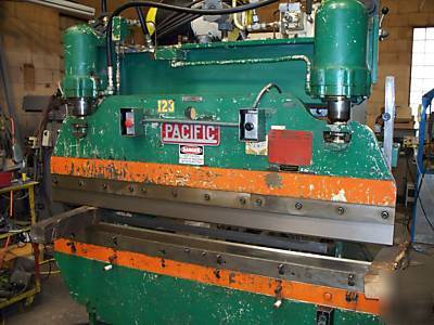 Pacific 6' x 40 ton hydraulic press brake