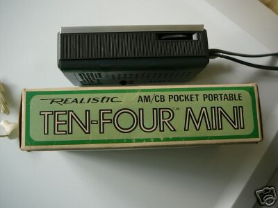 Vintage 1970's realistic 10-4 mini portable radio &box