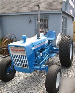 Vintage ford 3000 tractor in good working condition