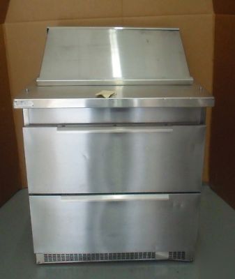 Randell refrigerated sandwich prep table w/drawers 