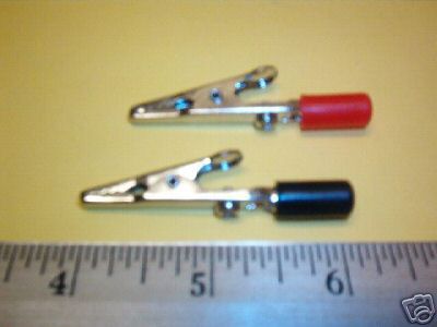1 pair insulated alligator clips 1 red 1 blk (nos)