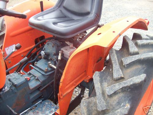 Kubota L245 dt 4X4 25HP diesel tractor w/ loader 