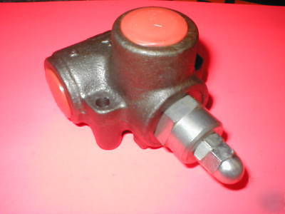 Cross hydraulic pressure relief valve RD12B 4Z00002