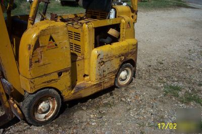 Used small allis chalmers fork lift