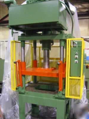 30 ton wolinak trim press 4-post hydraulic 