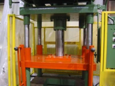 30 ton wolinak trim press 4-post hydraulic 
