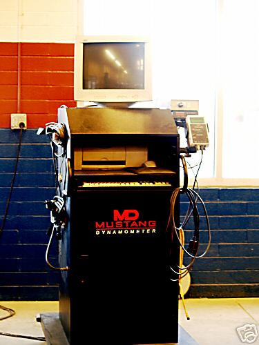 MD600 series mustang dynamometer w/4 post lift&access.