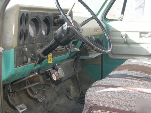 1973 chevy c-60 farm truck with side hoist and lift tag