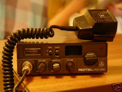 Rotel rvc-230 27/81 12V 40 channel fm cb radio. faulty