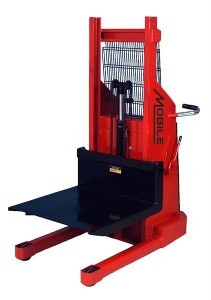Non-straddle hydraulic stackers fixed lifting platform