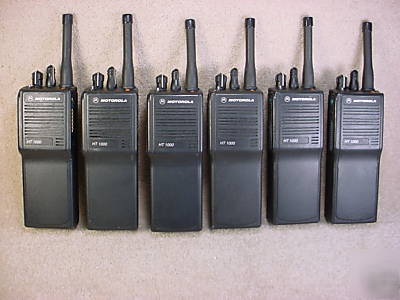 6 motorola HT1000 16 ch 4 w uhf 403-470 handheld radios