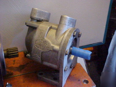 Gresen tc-20 hydraulic pump with mount