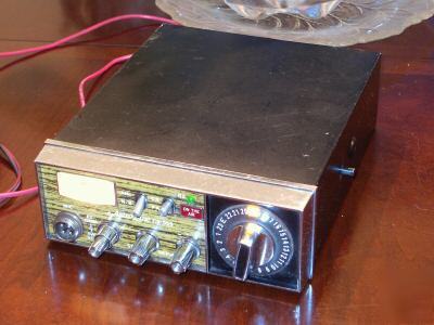 Astro line cb-555 cb radio good condition for its age 