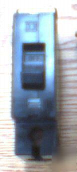 Square d EH14020 20 amp 277 v eh 4 EH4 circuit breaker