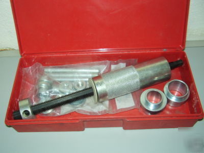 Dayton 1X351 bearing tool set, 1 driver, 9 adapters