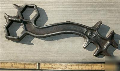 Vintage moline plow co implement wrench 767 farm tool