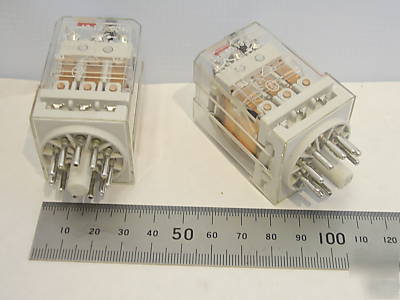 350-759 relay 11PIN 3 pole 240VAC rs components