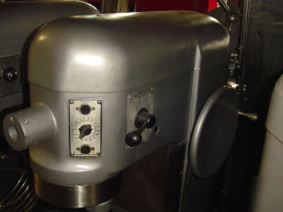 Hobart l-800 80QT mixer with bowl and hook - used