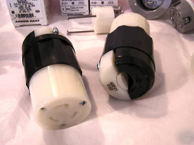 Mil spec surplus: lot of plugs, receptacles, connectors