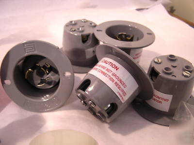 Mil spec surplus: lot of plugs, receptacles, connectors