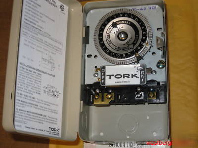 Tork 1101 24HR time switch spst 40A 2HP 120V clock 