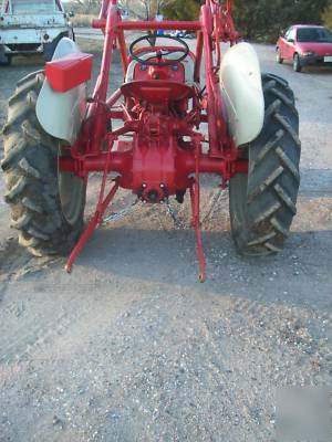 1951 ford 8N tractor w/ loader tach 4 speed
