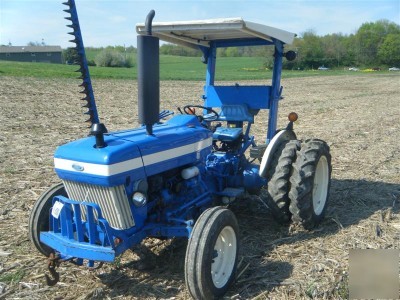 Good ford 4610 diesel tractor w/ 6' sickle bar mower