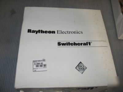 New - 25 switchcraft D3F, xlr female 3-pin receptacles