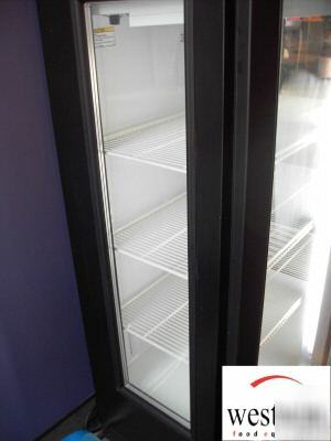 Beverage air refrigerator model MM14GE merchandiser